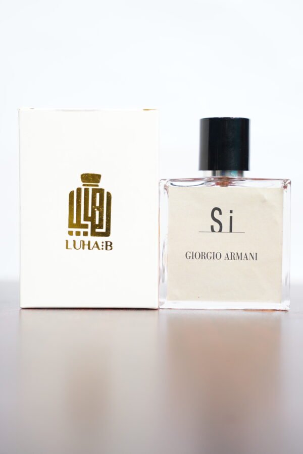 Armani Si
